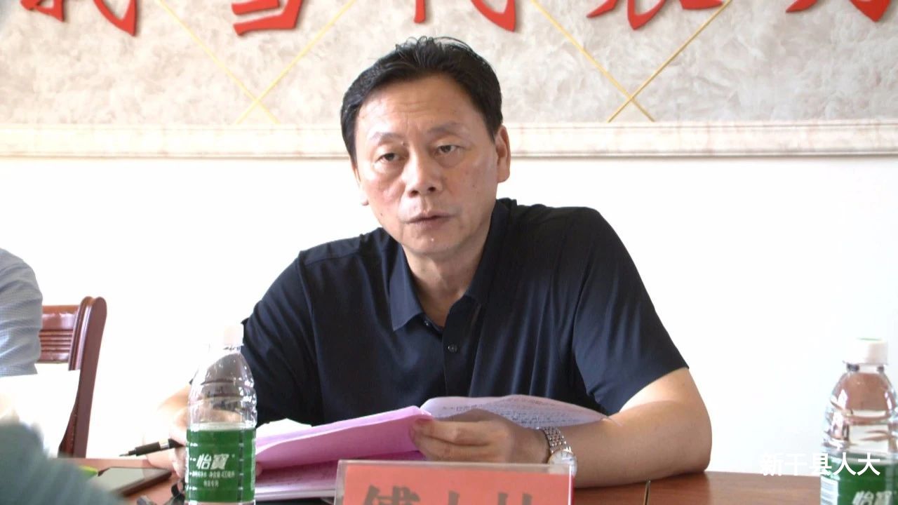 邓永翔、傅小林到人大代表联络工作站开展公开接待选民活动