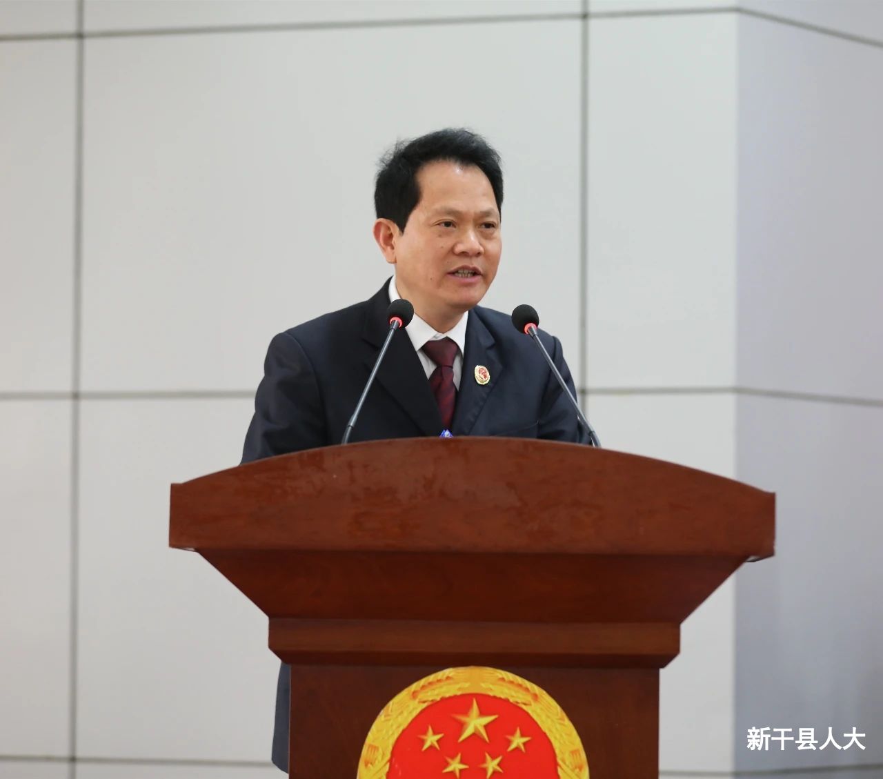 【聚焦两会】县十七届人大六次会议举行第二次全体会议